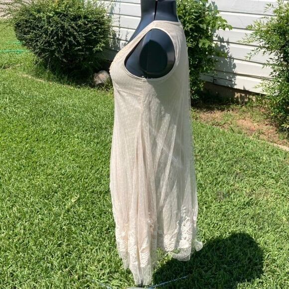 Women’s Cream Beaded Sleeveless Lace Dress by A’reve Size Small - Picture 3 of 7